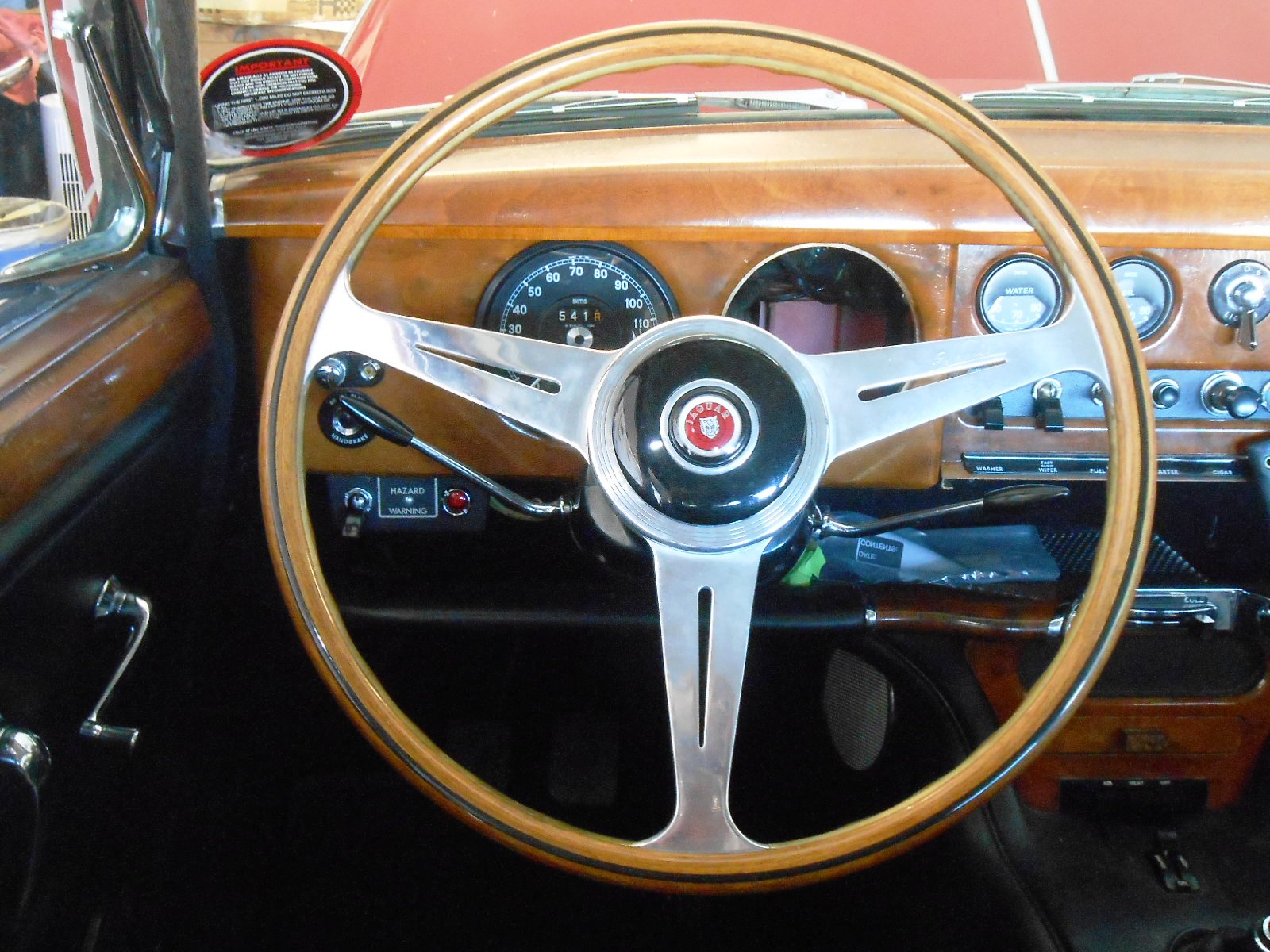 Nardi steering wheel on P1B79909DN.JPG