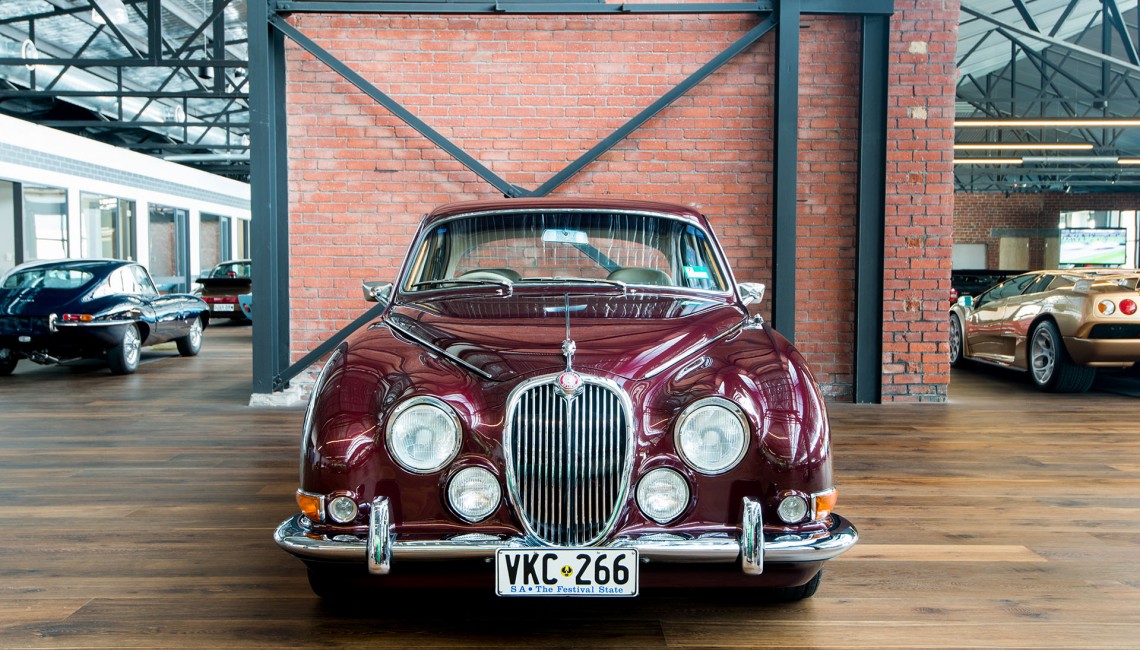 Jaguar-S-type-Red-30-2-1140x650.jpg
