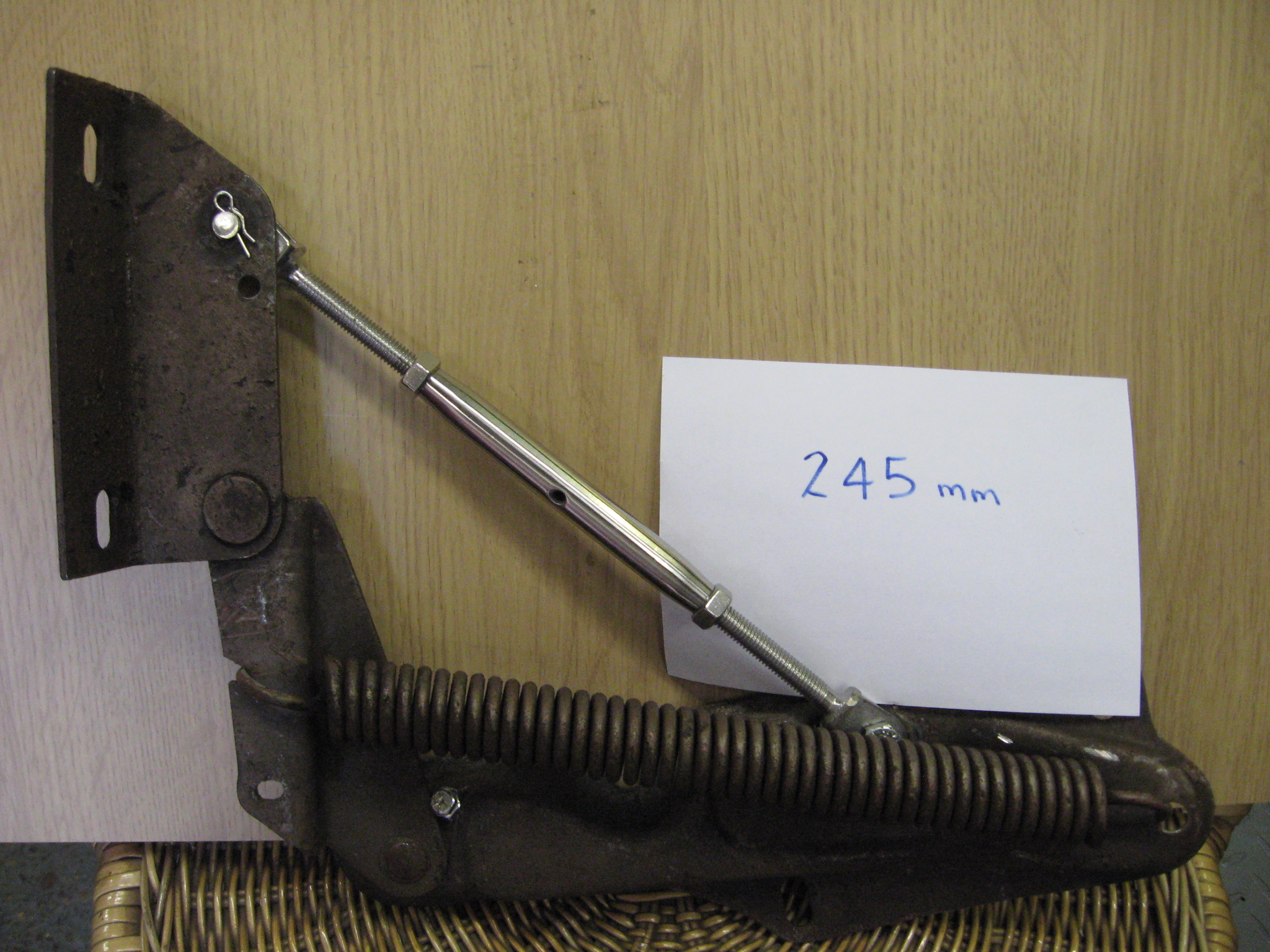 Centres at 245 mm.JPG